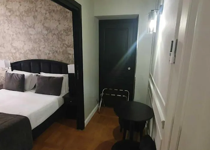 Trevi Hospitality בית הארחה רומא